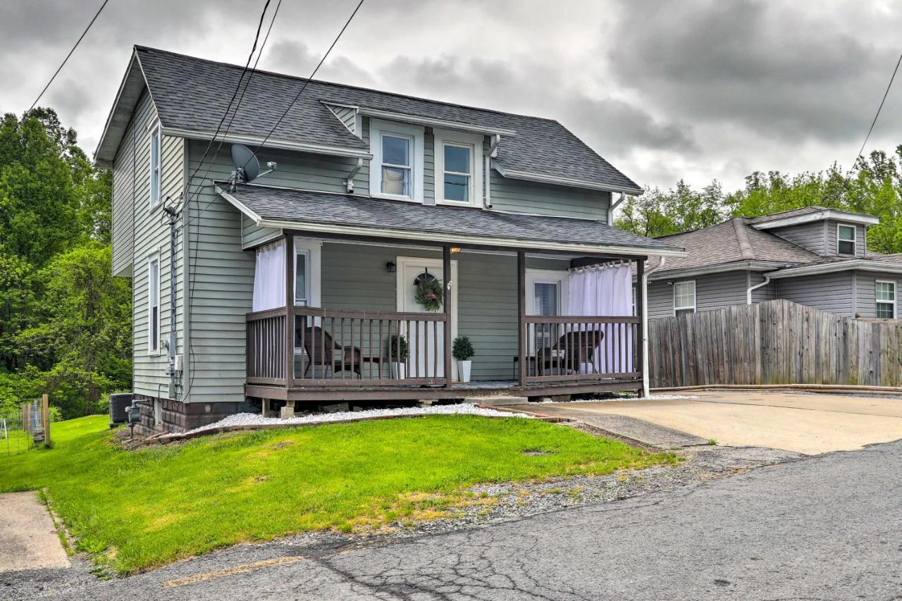 Morgantown Home With Deck About 2 Mi To Wv University! Luaran gambar