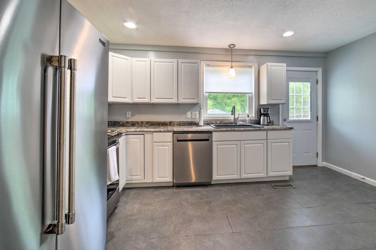 Morgantown Home With Deck About 2 Mi To Wv University! Luaran gambar